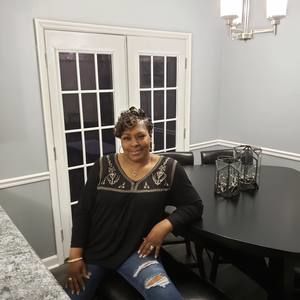 Meet your Posher, Patricia